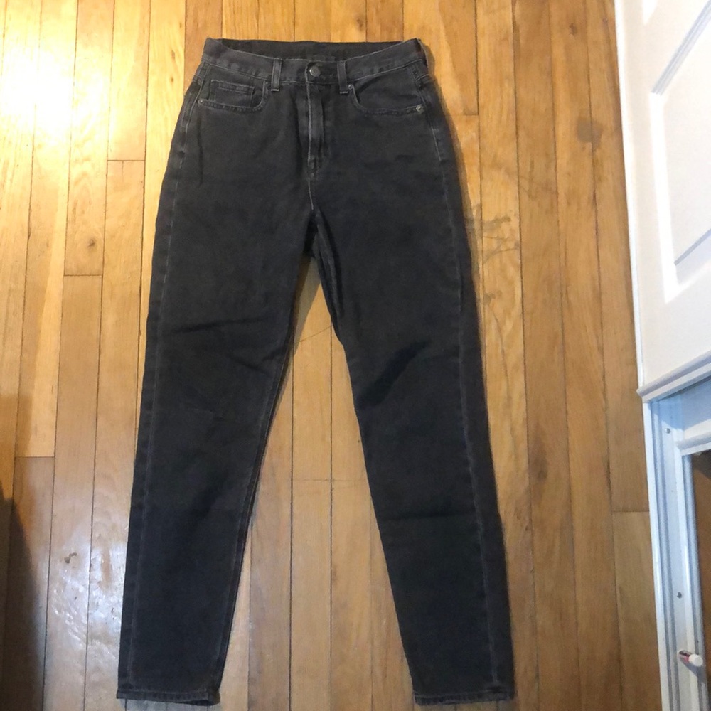 Faded black American Eagle Mom Jeans